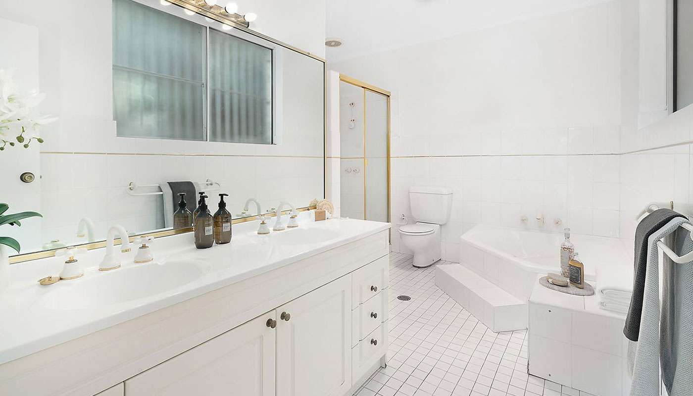 Pre-Sale Renovation At 32 The Bulwark, Castlecrag — Updated Flooring